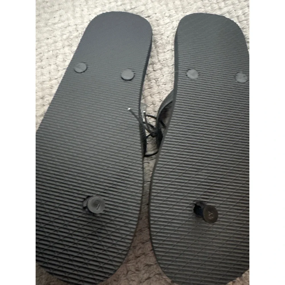Bioworld Ghost Face Scream Horror Movie Flip Flops Mens Red Black Sandals NEW